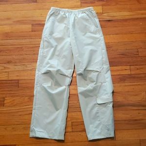 Nike girls cropped cargo pants